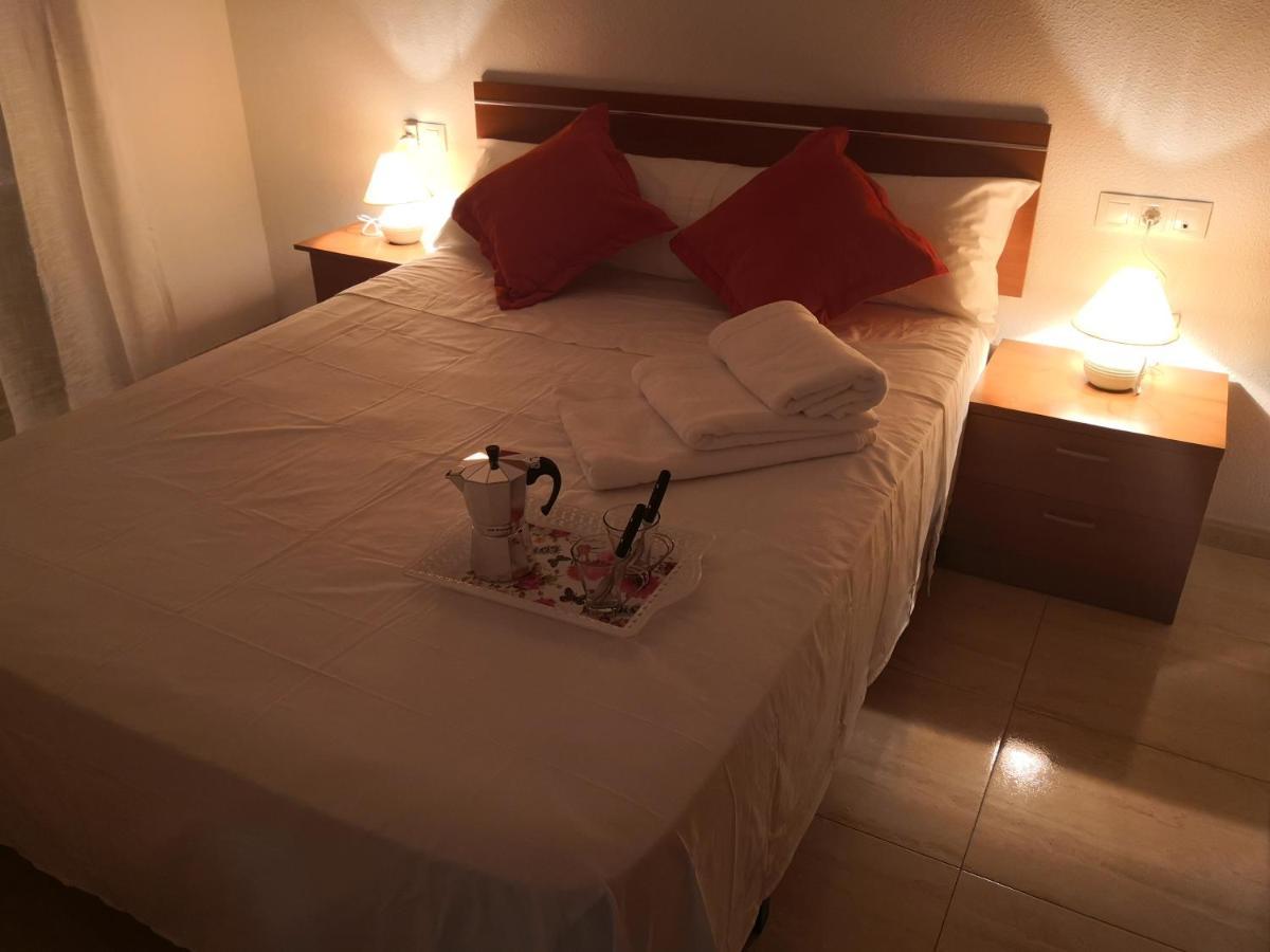 Apartamento Centro Roquetas. 5 minutos de la playa en coche. Roquetas de Mar Exterior foto
