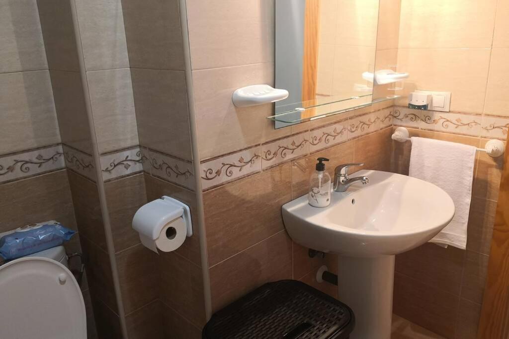 Apartamento Centro Roquetas. 5 minutos de la playa en coche. Roquetas de Mar Exterior foto
